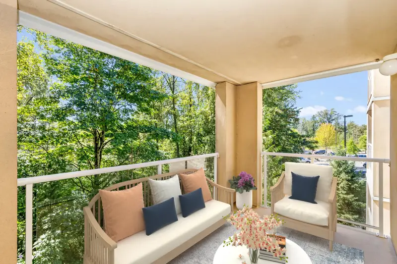 302 22722 LOUGHEED HIGHWAY - photo 3 of 22