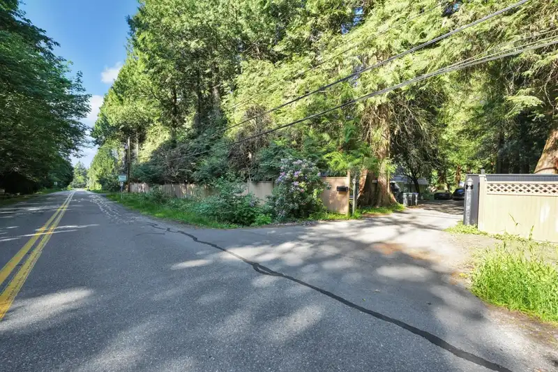 2838 132 STREET - photo 2 of 29