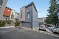 45 1670 160 STREET - thumbnail 1