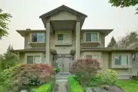 12590 27 AVENUE - thumbnail 1