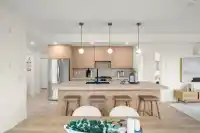 304 15353 17 AVENUE - thumbnail 5