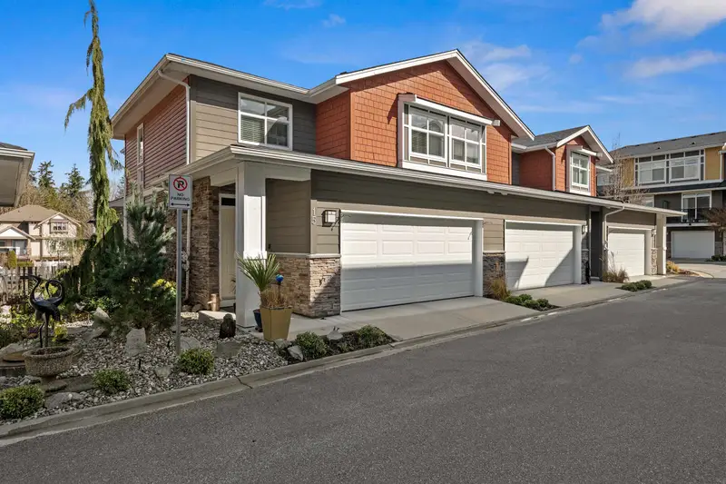 15 11461 236 STREET - photo 1 of 25