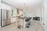 24 2999 151 STREET - thumbnail 6