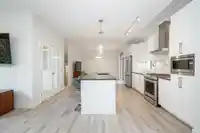 24 2999 151 STREET - thumbnail 8