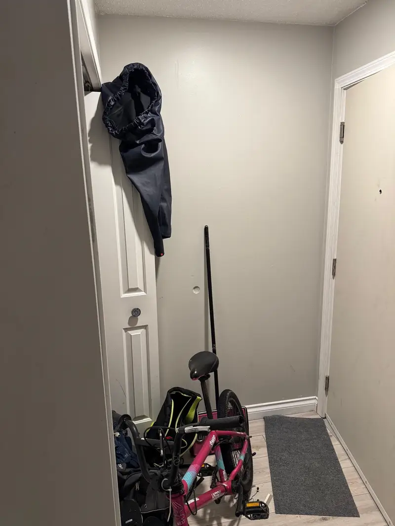 17 46160 PRINCESS AVENUE - photo 2 of 12