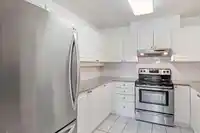 301 1378 GEORGE STREET - thumbnail 6