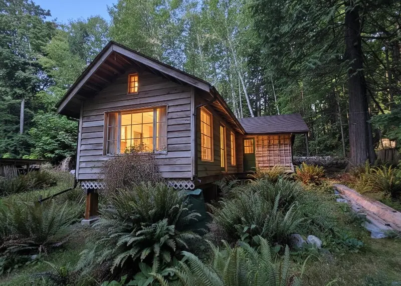 793 ANDY'S BAY ROAD - photo 2 of 25