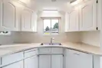 100 15875 20TH AVENUE - thumbnail 12