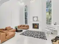 16375 30B AVENUE - thumbnail 8
