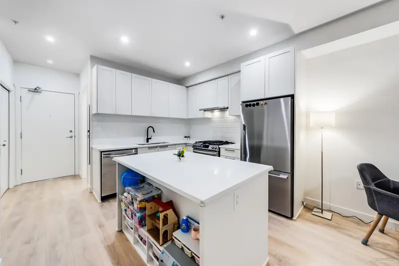 306 5415 BRYDON CRESCENT - photo 3 of 22