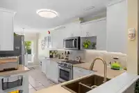 10 17516 4 AVENUE - thumbnail 11