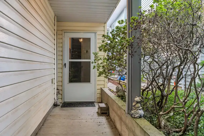 877 STAYTE ROAD - photo 3 of 40