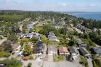 1414 132B STREET - thumbnail 4