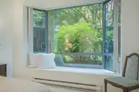 106 1705 MARTIN DRIVE - thumbnail 18