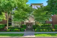 203 15188 22 AVENUE - thumbnail 1