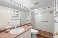 209 1378 GEORGE STREET - thumbnail 29