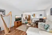 204 1458 BLACKWOOD STREET - thumbnail 1