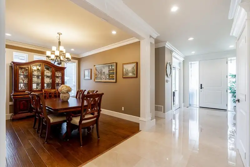 16100 27A AVENUE - photo 4 of 25