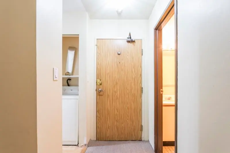 114 7751 MINORU BOULEVARD - photo 2 of 25