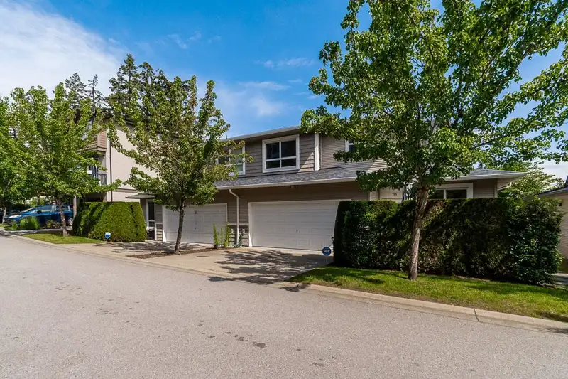 165 2729 158TH STREET STREET - photo 1 of 38