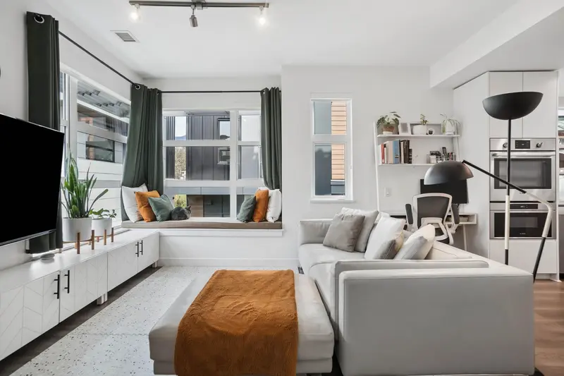 222 2060 CURLING ROAD - photo 2 of 25