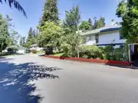 820 164A STREET - thumbnail 26