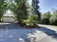 820 164A STREET - thumbnail 32