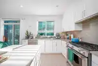2 16760 25 AVENUE - thumbnail 4