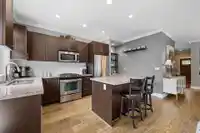 273 172A STREET - thumbnail 10