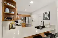 212 15621 MARINE DRIVE - thumbnail 11