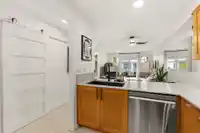 212 15621 MARINE DRIVE - thumbnail 12