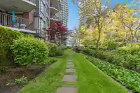 207 1551 FOSTER STREET - thumbnail 34
