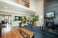 14936 35 AVENUE - thumbnail 4