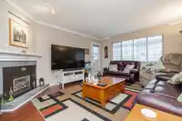 303 15338 18 AVENUE - thumbnail 2