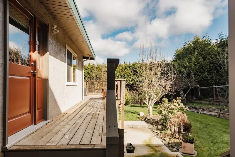 12732 WARNOCK ROAD - photo 2 of 25