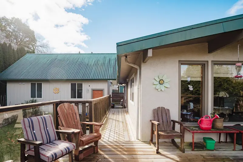 12732 WARNOCK ROAD - photo 3 of 25