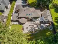 2869 138 STREET - thumbnail 4