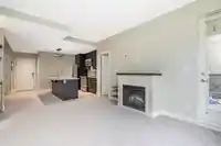 221 2970 KING GEORGE BOULEVARD - thumbnail 24