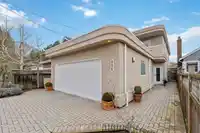 886 LEE STREET - thumbnail 1