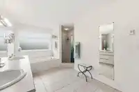 886 LEE STREET - thumbnail 23