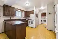13474 15 AVENUE - thumbnail 6
