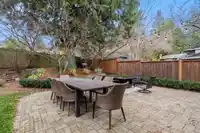 1669 133A STREET - thumbnail 37