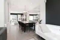 165 2280 163 STREET - thumbnail 5