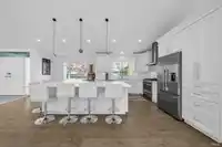 13658 19 AVENUE - thumbnail 12