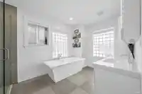 13658 19 AVENUE - thumbnail 26