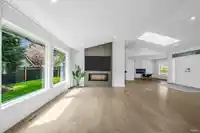 13658 19 AVENUE - thumbnail 6