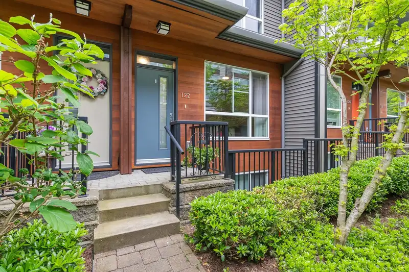 122 2228 162 STREET - photo 1 of 32