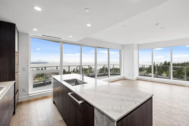 1005 1475 FOSTER STREET - photo 1 of 39