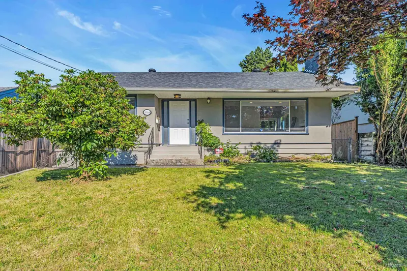 9708 HARRISON STREET - photo 2 of 15