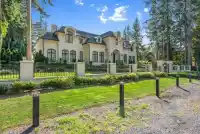 13136 24 AVENUE - thumbnail 3